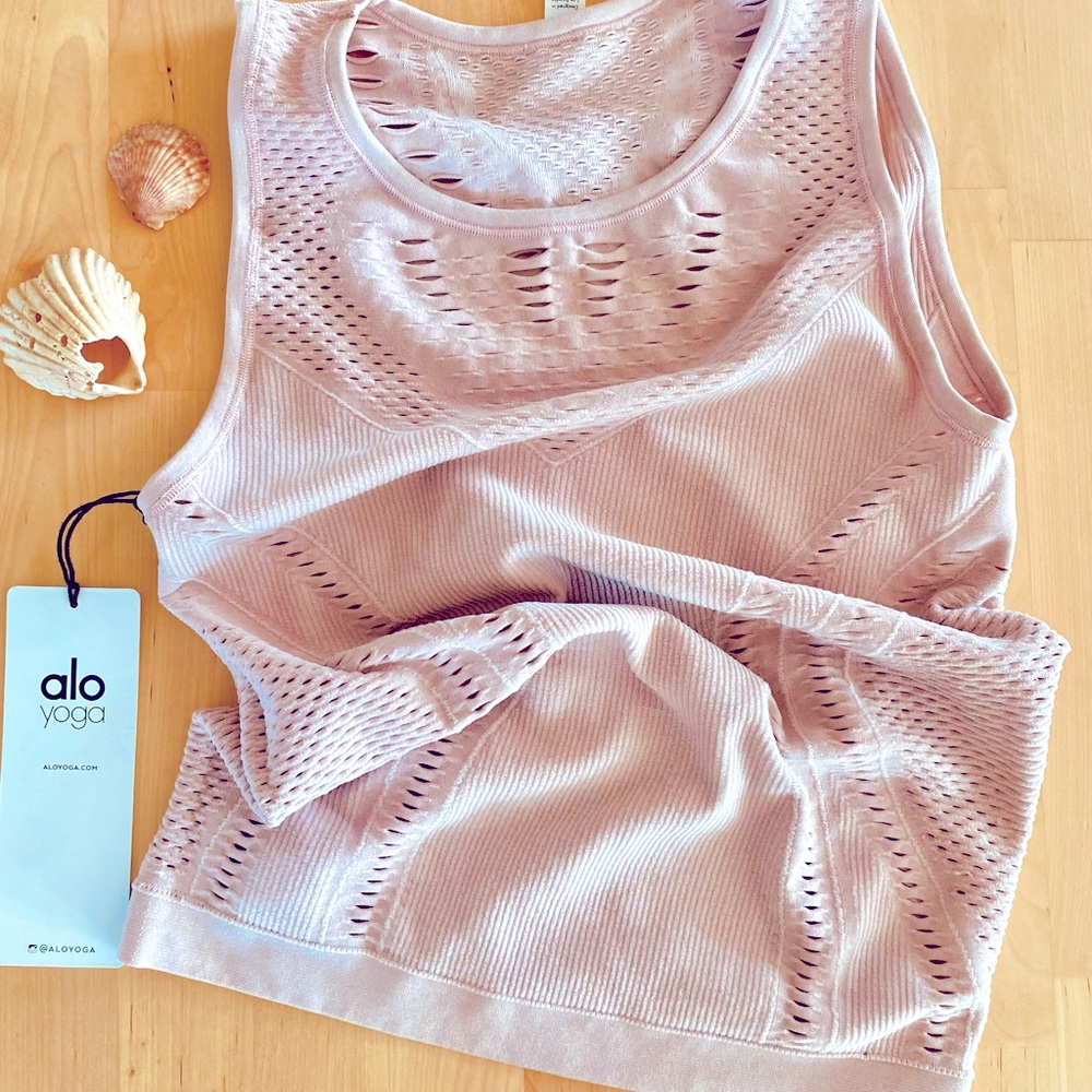 ✨ALO Yoga Top✨